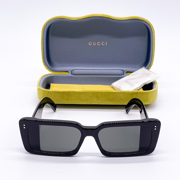 NEW GUCCI GG0543S 001 UNISEX SUNGLASSES GUCCI GG0543S BLACK OVERSIZE EYEWEAR - Picture 2 of 16